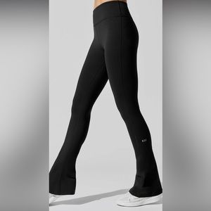 Splits59, RAQUEL FLARED LEGGING, size Small, Black